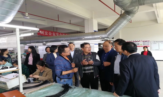 北冰院長湖南省政協(xié)邀請參與“三進(jìn)三助”衡陽、永州、郴州考察調(diào)研